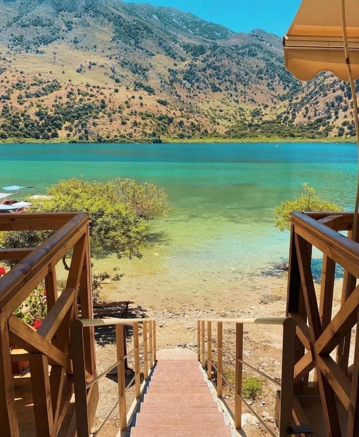 Korissia With Lake View Kournás 외부 사진