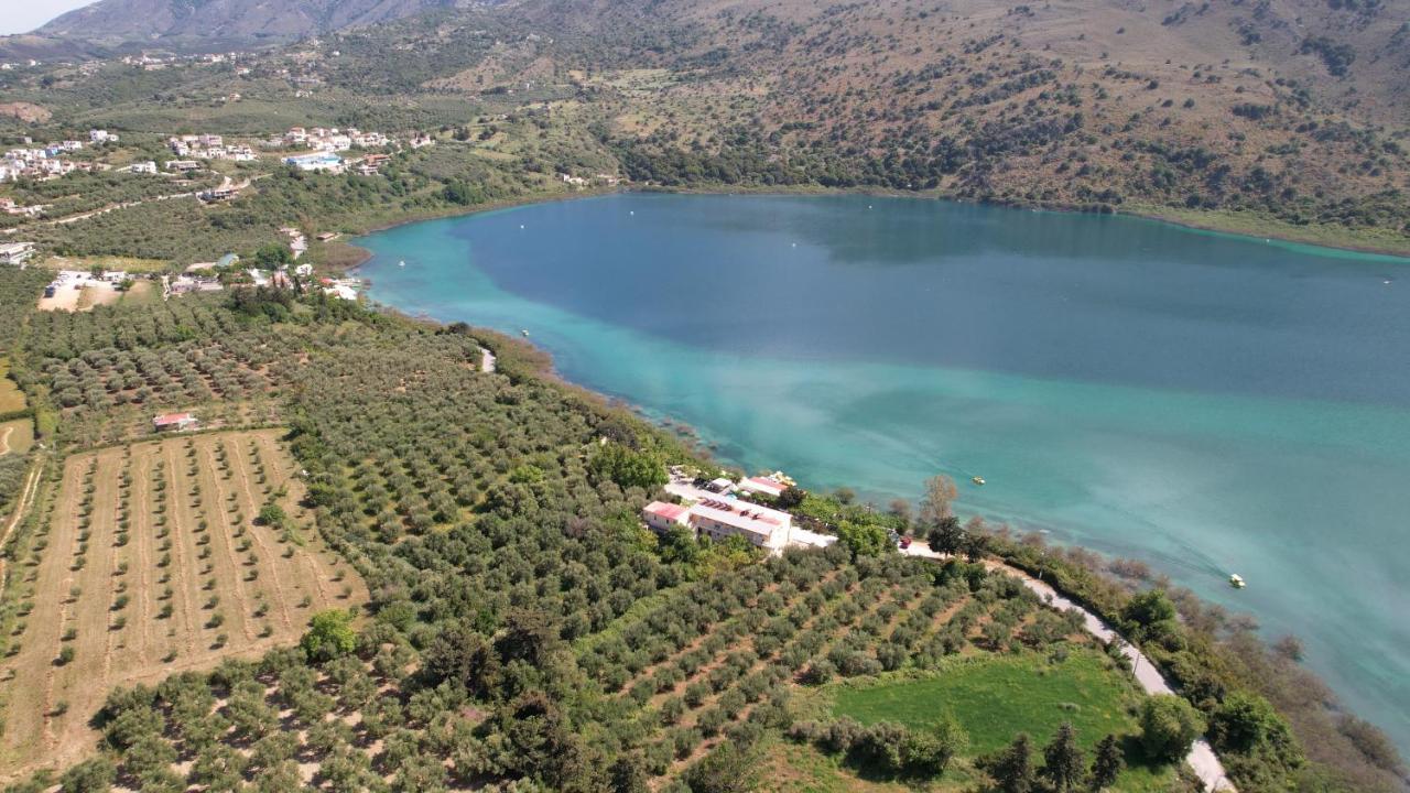 Korissia With Lake View Kournás 외부 사진